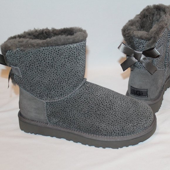 NIB UGG WOMEN'S CHEETAH BAILEY BOW MINI SUEDE SHEARLING LINED ANKLE BOOT… - Picture 7 of 8